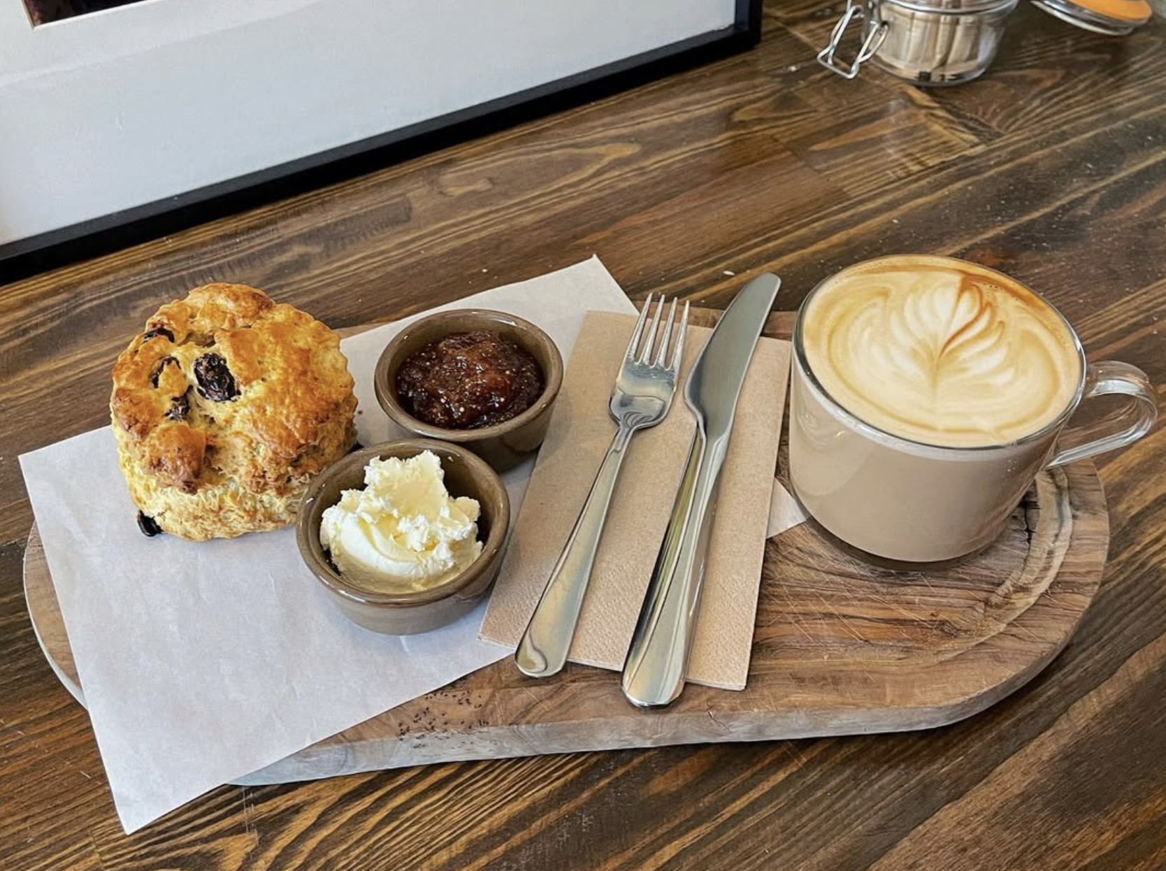 Scone & Flat White